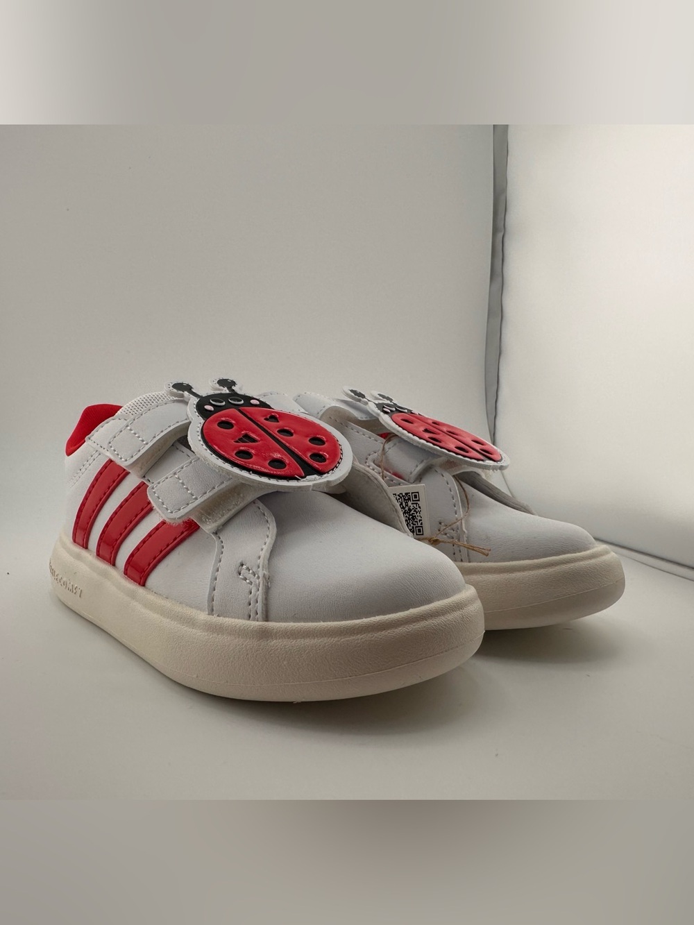 adidas White Sneakers with Red Stripes and Ladybug Appliqué - Kids